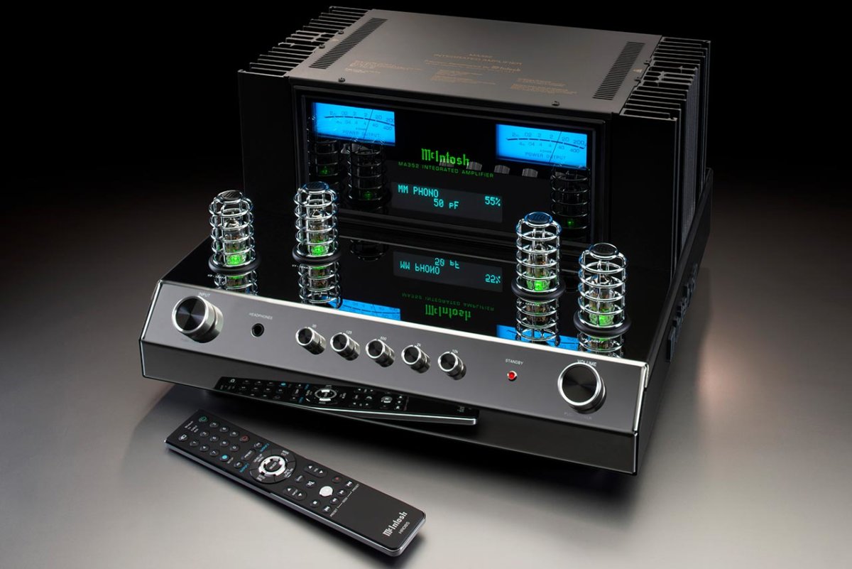 losing-track-of-time-with-the-ma352-integrated-amplifier-best-of-larissa